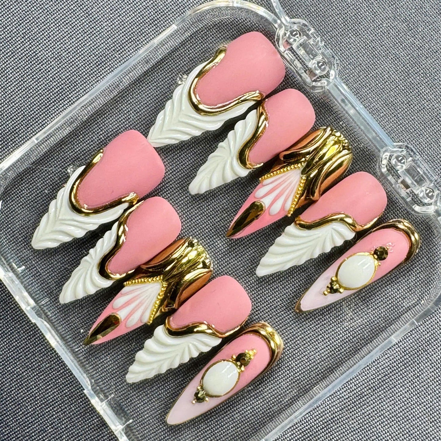 Trendy Heart Tips Press-On Nails – Pink and Gold Love Nail Art – Handmade Custom Nail Design Set