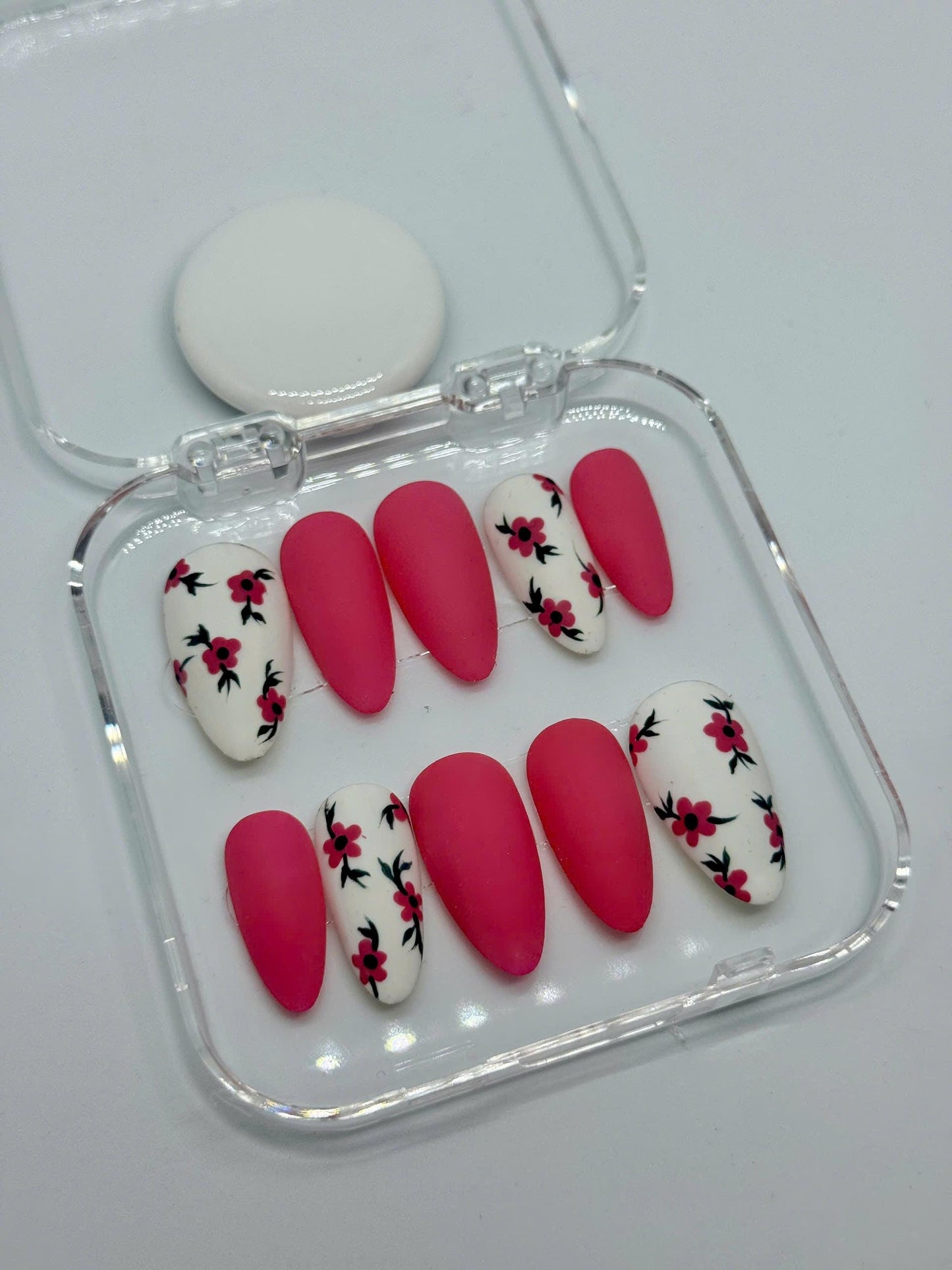 Rosy Blossom Matte Press-On Nails with Pink Solid & White Floral Accents – Perfect for Spring, Everyday Wear, or a Thoughtful Gift for Her