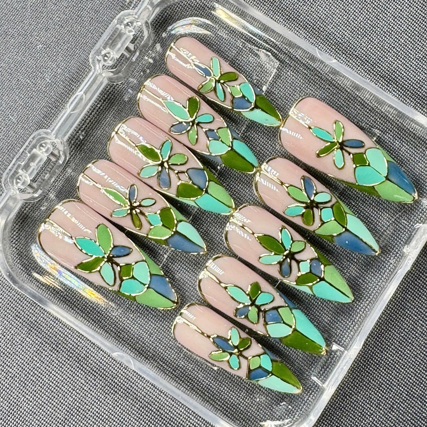 Botanical Botanical Press-On Nails – Handmade Floral Nail Art in Soft Pastels – Eco-Friendly and Reusable Nail Set