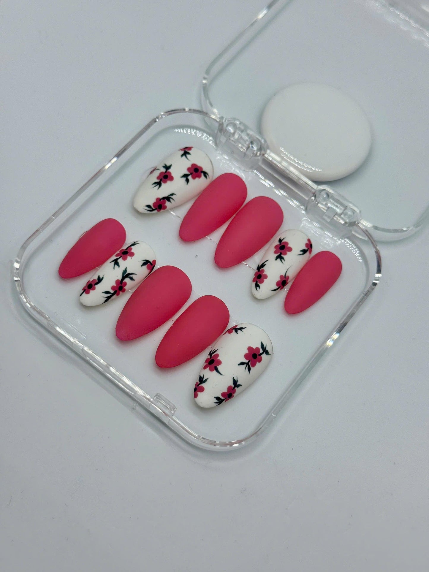 Rosy Blossom Matte Press-On Nails with Pink Solid & White Floral Accents – Perfect for Spring, Everyday Wear, or a Thoughtful Gift for Her